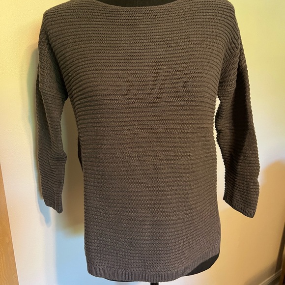 Old Navy Sweaters - Old Navy Women's Charcoal/Gray Quarter Sleeve Sweater